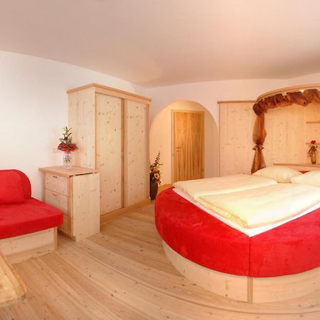 Bed & Breakfast Landhaus Strasser Söll Oda fotoğraf