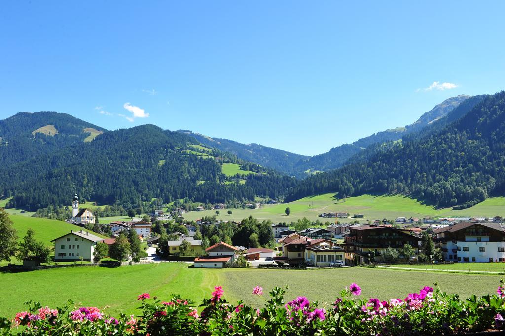 Bed & Breakfast Landhaus Strasser Söll Dış mekan fotoğraf