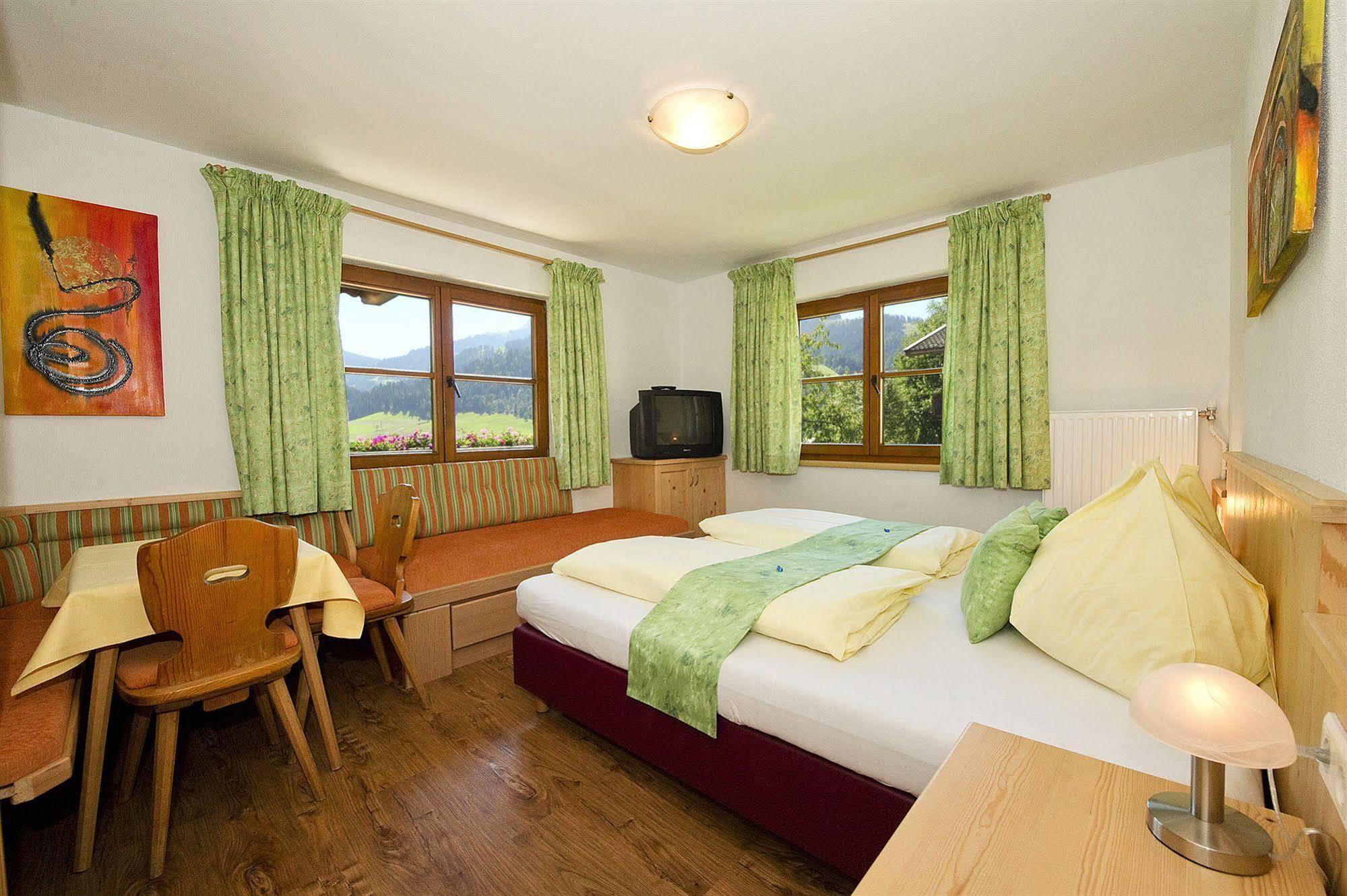 Bed & Breakfast Landhaus Strasser Söll Dış mekan fotoğraf
