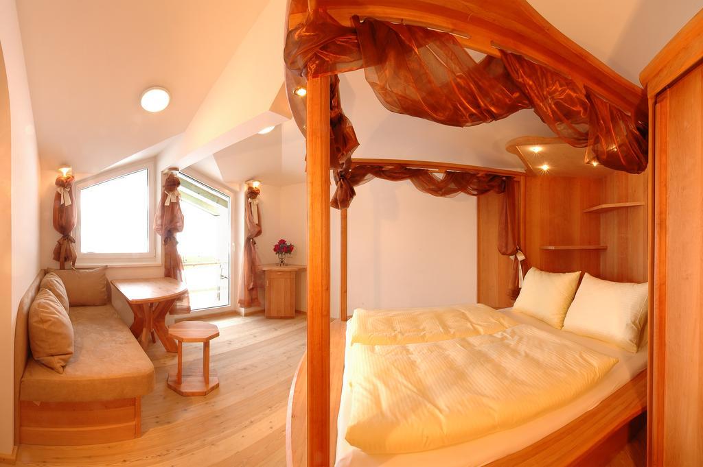 Bed & Breakfast Landhaus Strasser Söll Oda fotoğraf